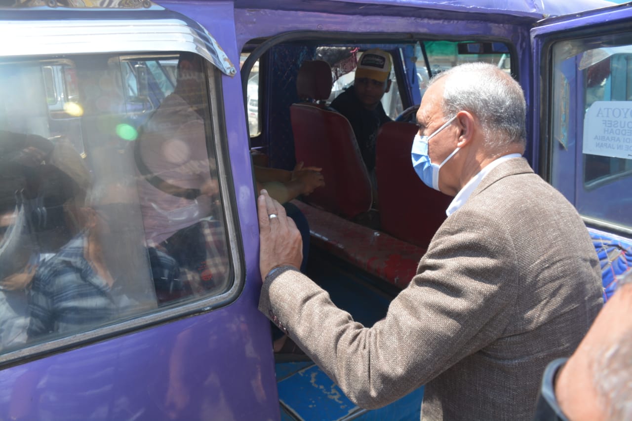 جولة المحافظ