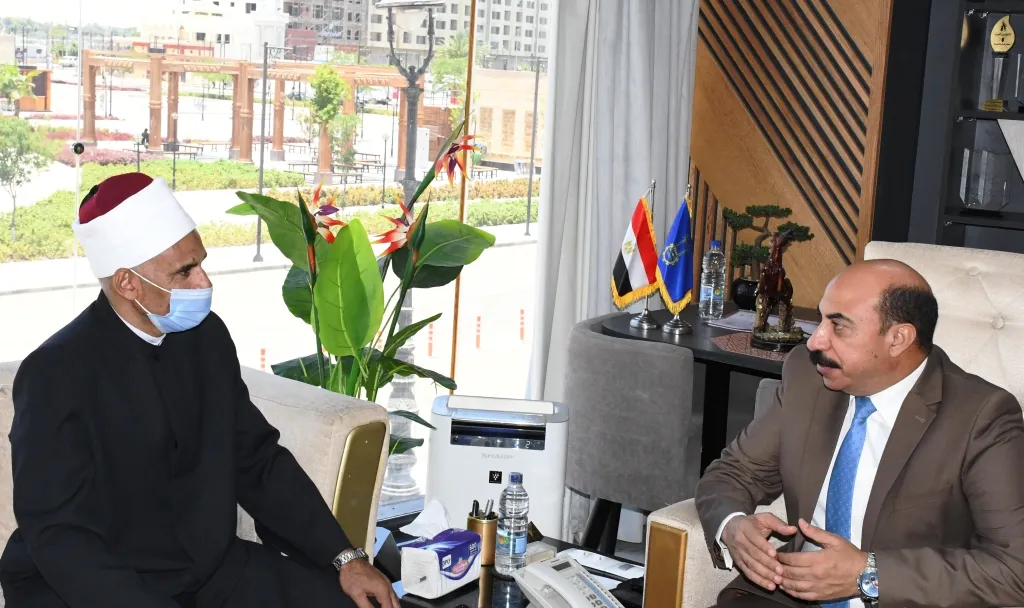 لقاء محافظ أسوان مع وكيل وزارة الأوقاف الجديد