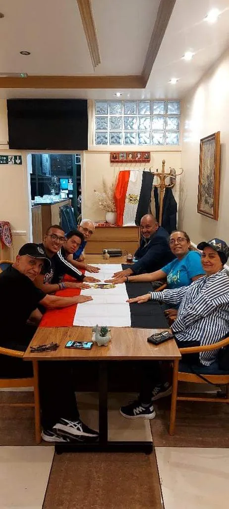 بعثة السباحة تعود إلى أرض الوطن بعد نجاح محاولة عبور المانش