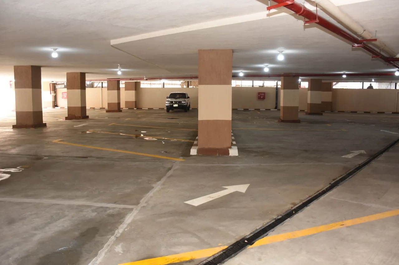 جانب من الافتتاح 