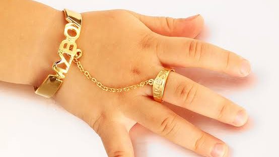 2794756B-5890-4B97-A0C5-AB7D66C5B423