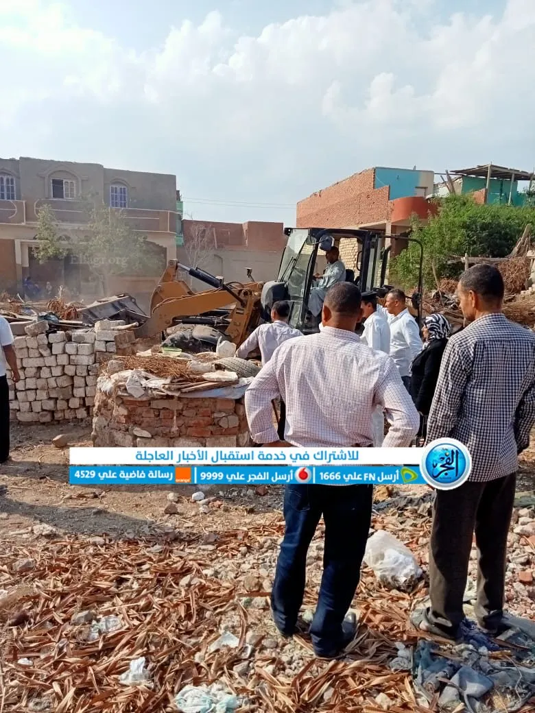 رصد وإزالة 12 حالة تعد بالبناء المخالف بمركز إبشواي