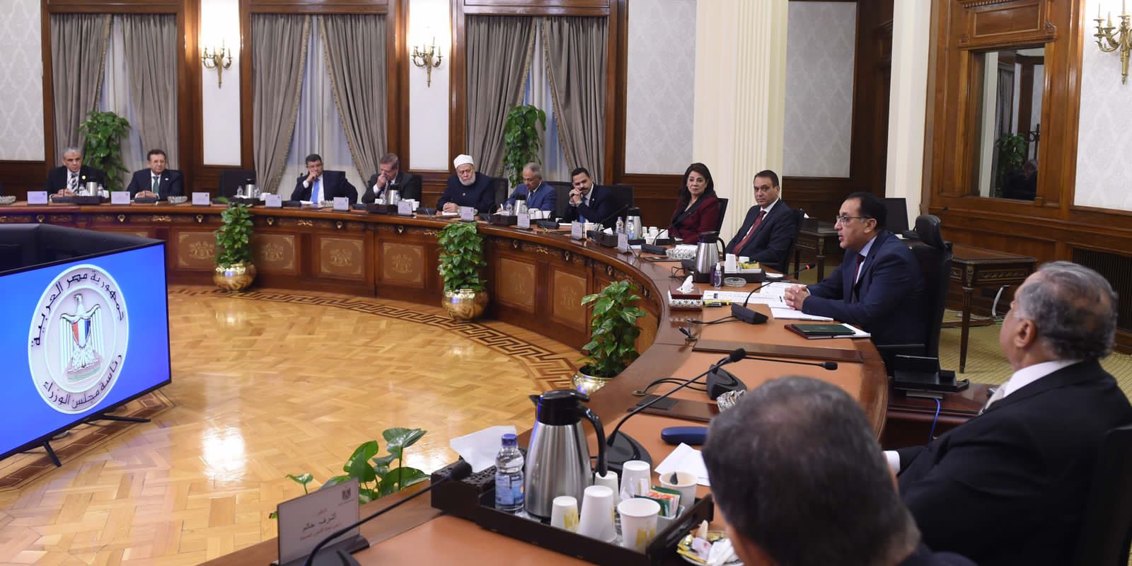 اجتماع رئيس الوزراء برؤساء اللجان النوعية