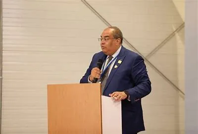 محمود محي الدين من يوم التكييف والزراعة