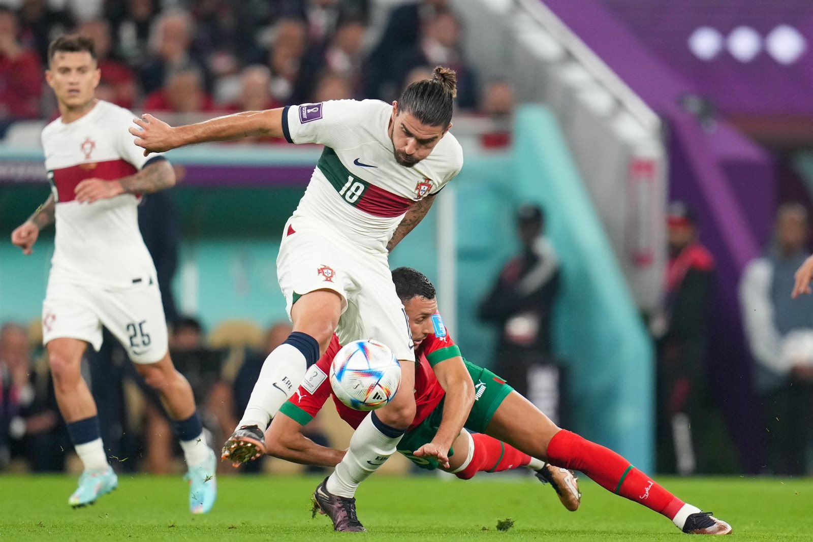 318557898_675565474218775_2314530581029851375_n