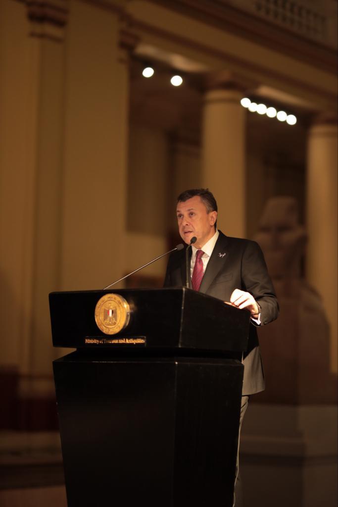 d8a07d5a-d813-4bb7-871a-0ebcf5d354fe