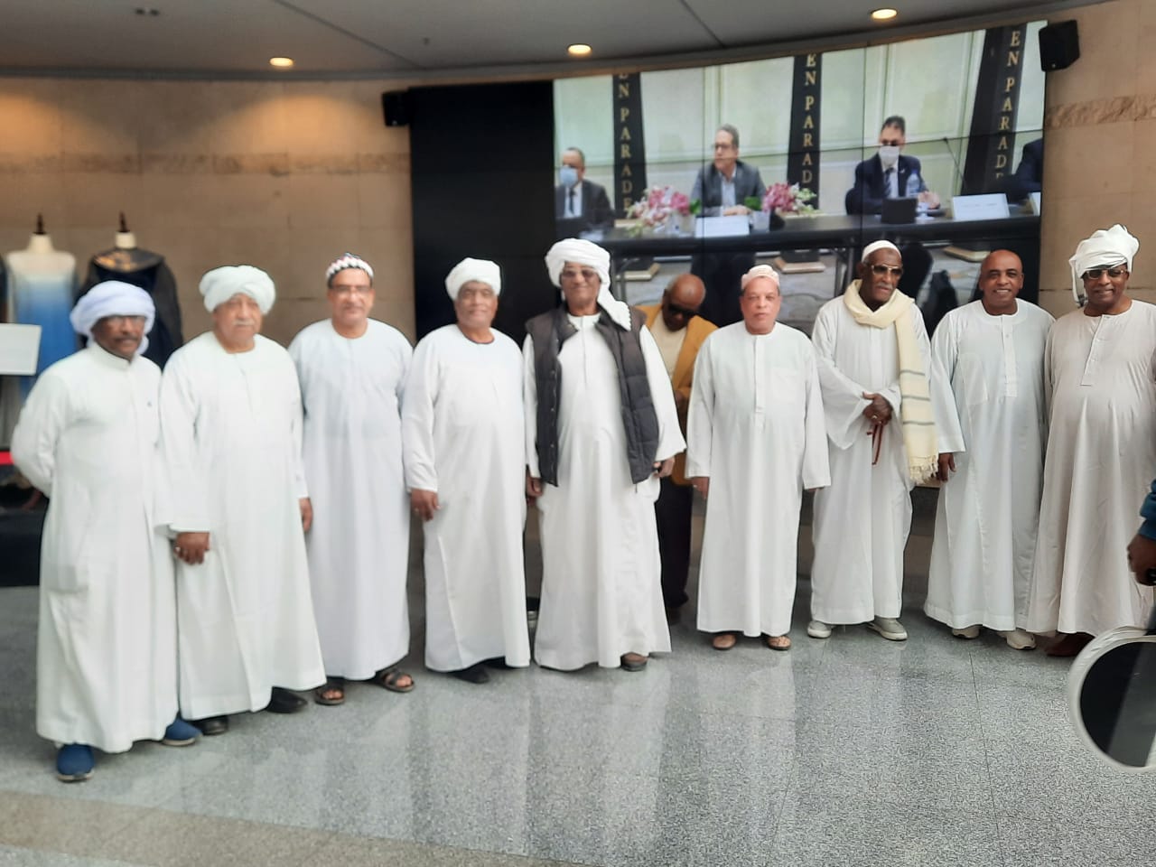 572F6CB0-6B81-49FC-8B4A-4AD78C316BFA