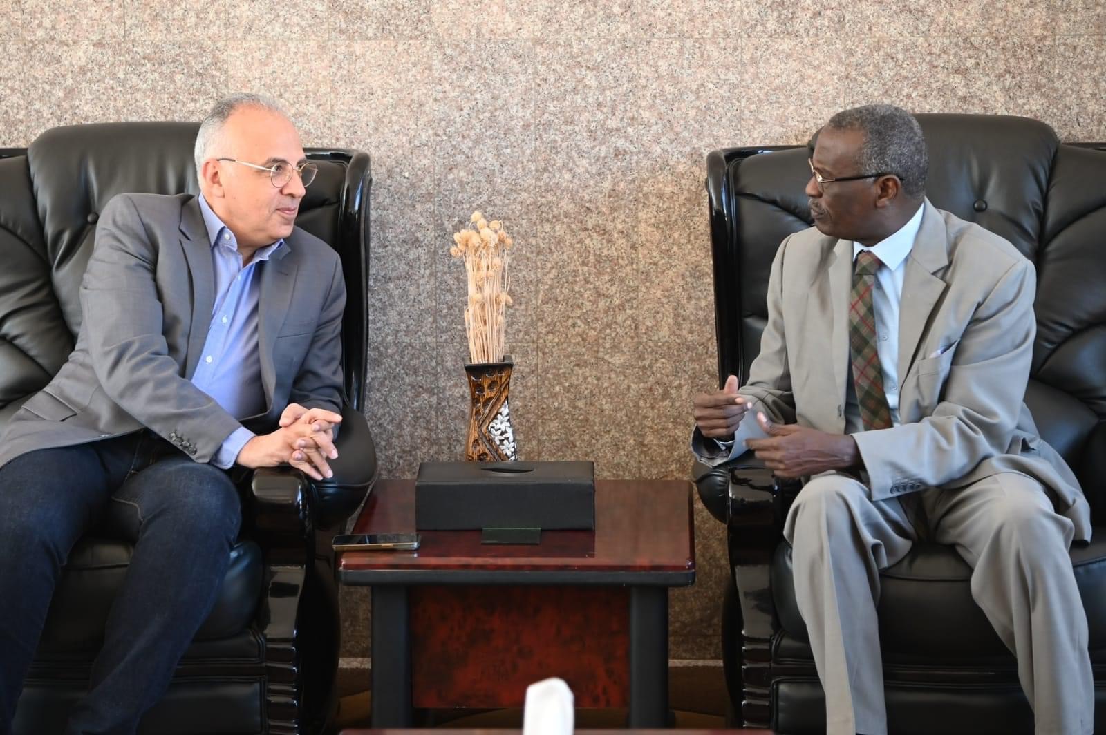 88E7A217-A129-4E30-B69C-7255E74623A0