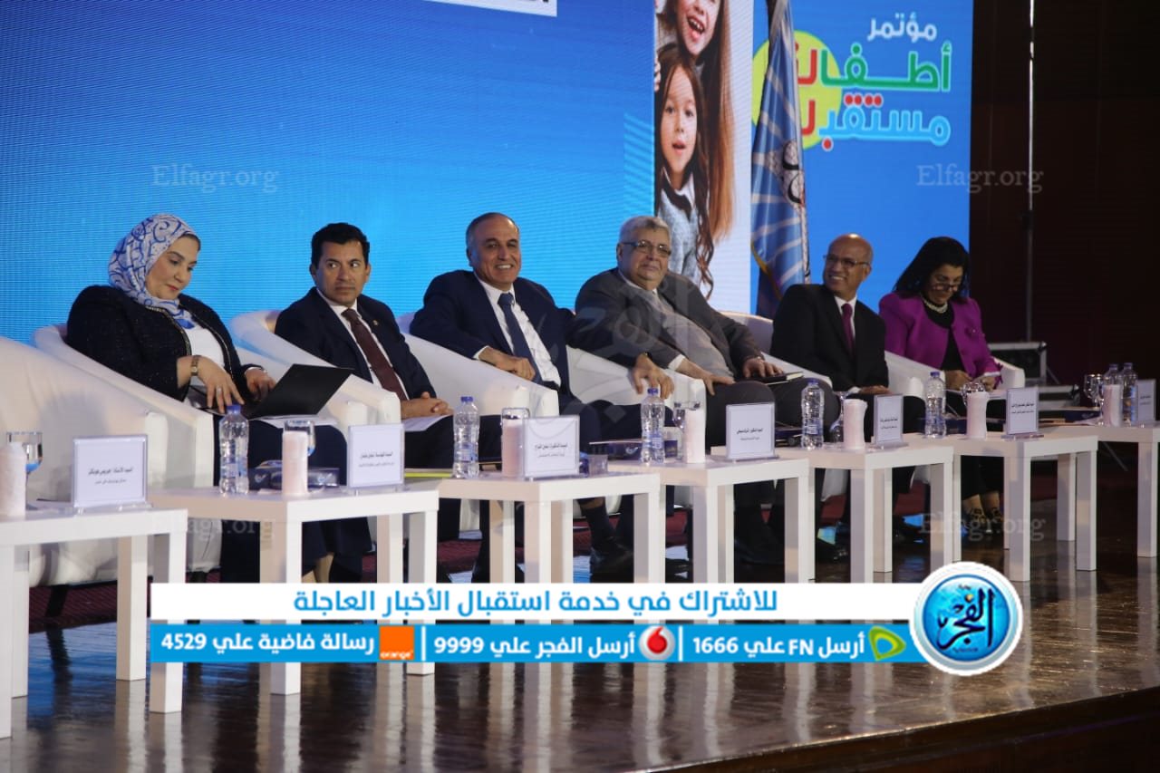 B120FD8C-A519-4244-B0F5-C9256FFC5250