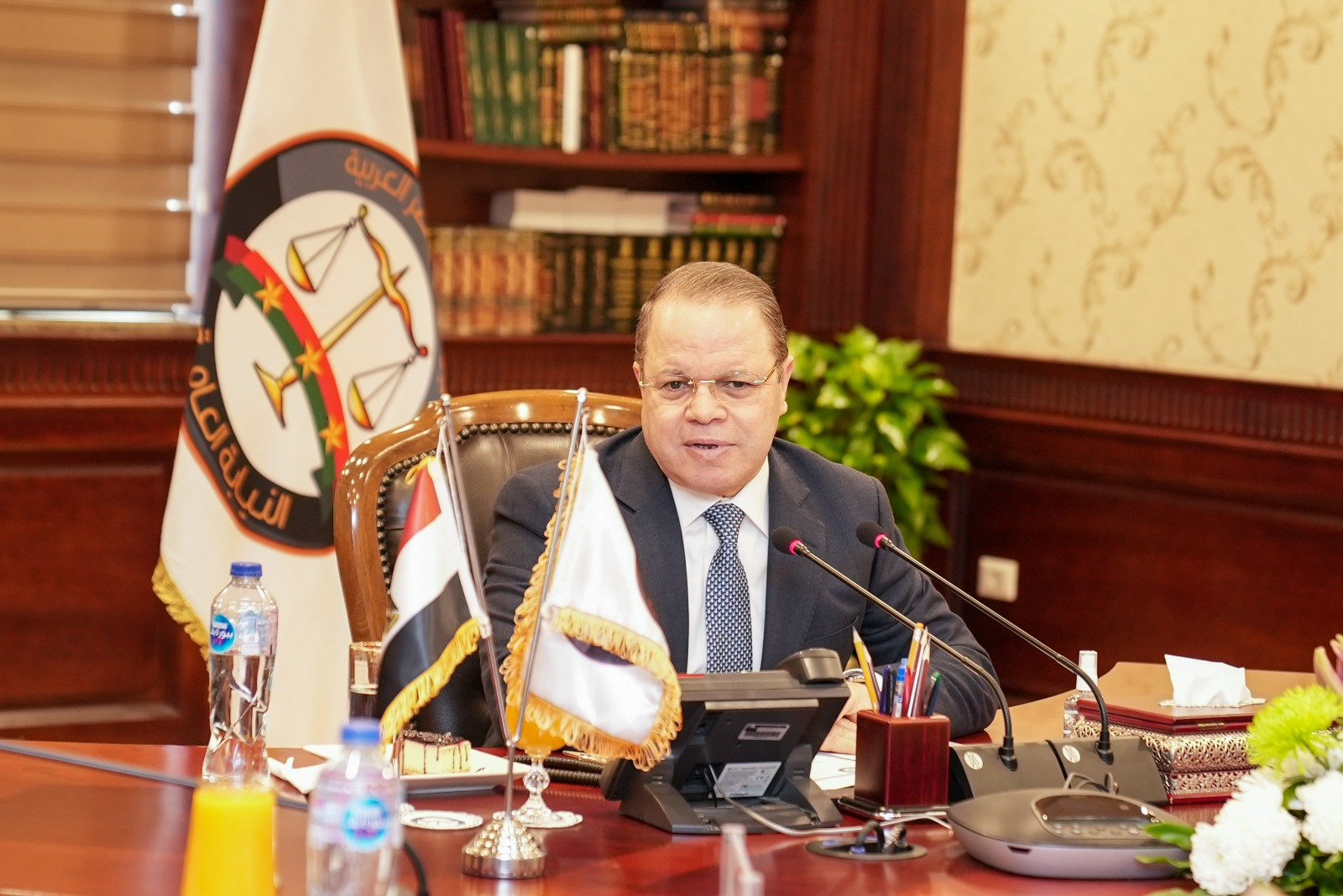 النائبُ العامُّ يلتقي بوفدٍ رفيعِ المستوى 