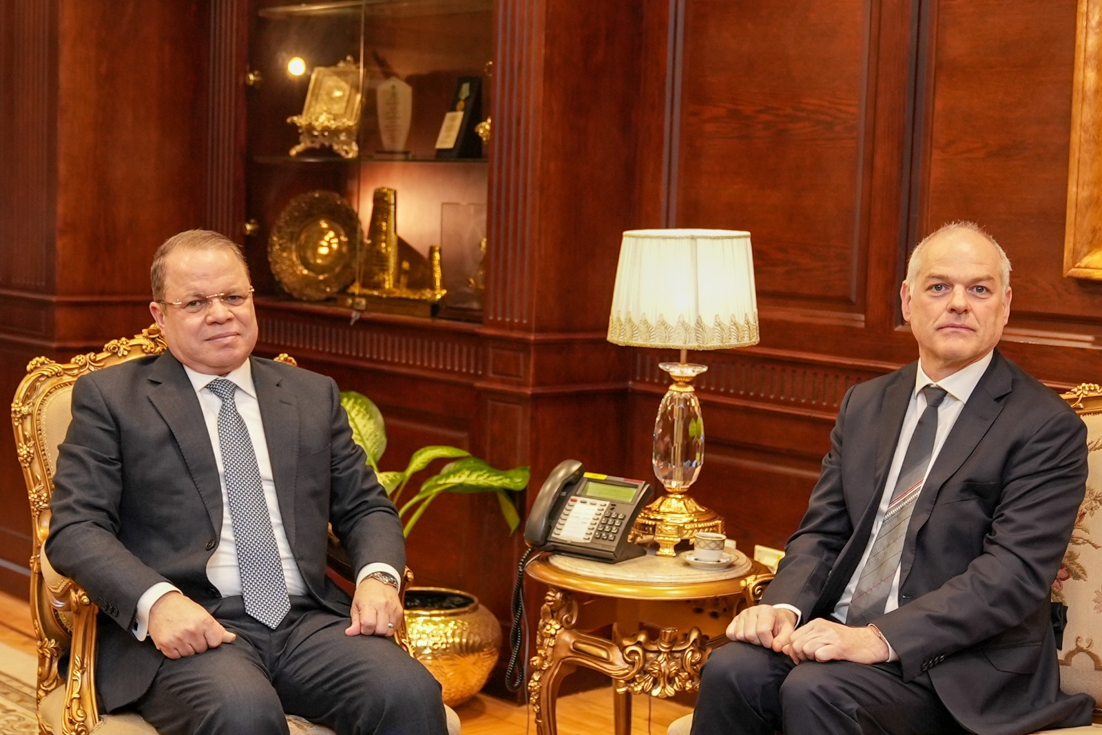 النائبُ العامُّ يلتقي بوفدٍ رفيعِ المستوى 