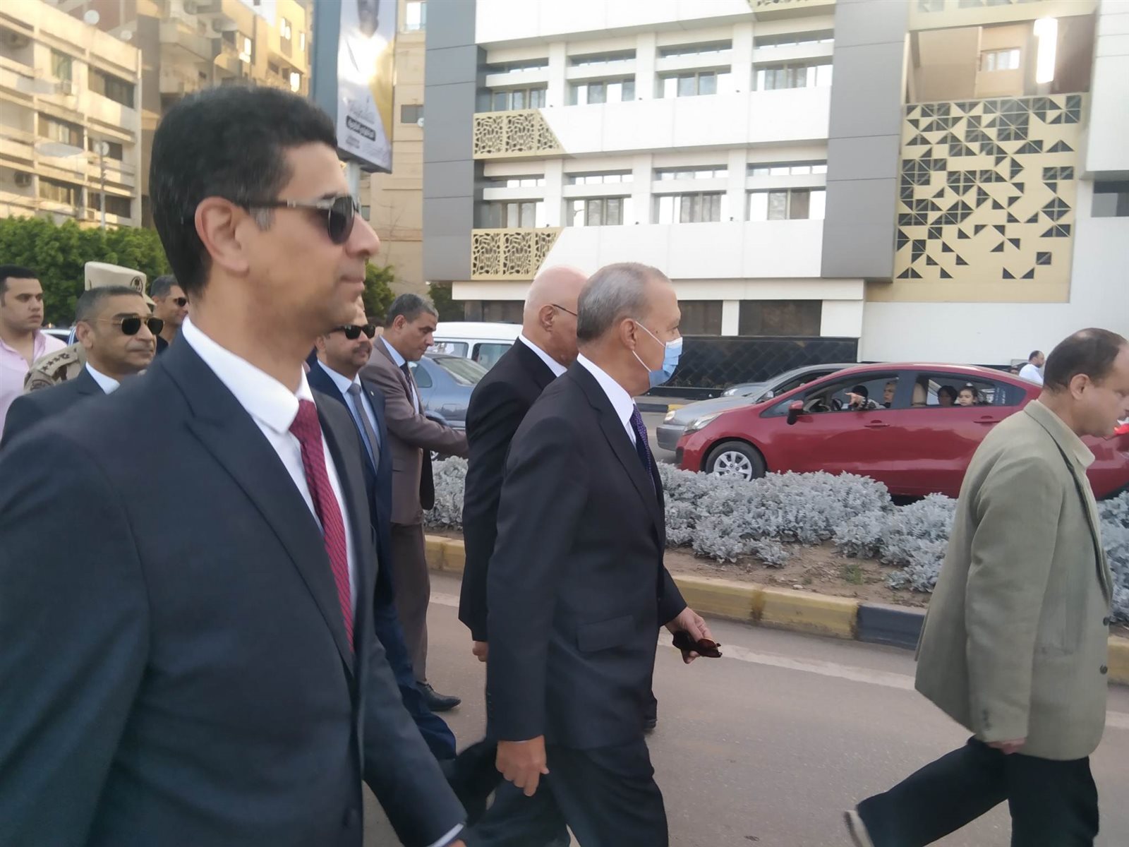 received_767425538270978