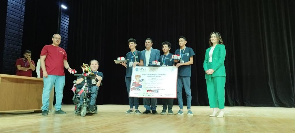 فريق البرمجيات المصري للطلبة يفوز بمسابقة مبرمجي المستقبل العربية بالأردن 