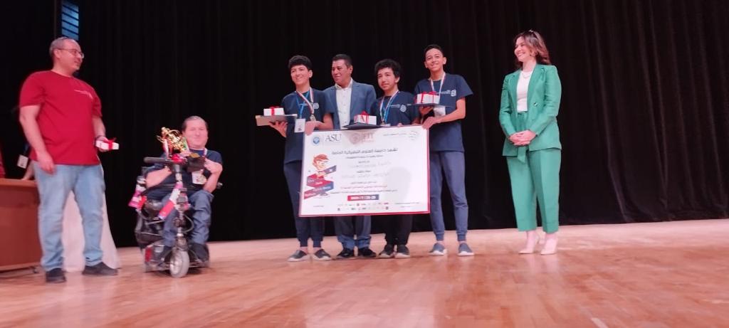 فريق البرمجيات المصري للطلبة يفوز بمسابقة مبرمجي المستقبل العربية بالأردن 