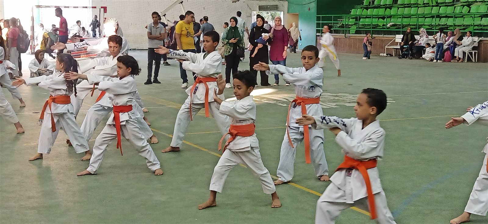 جانب من الاختبارات 