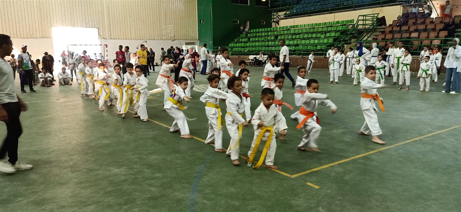 جانب من الاختبارات 