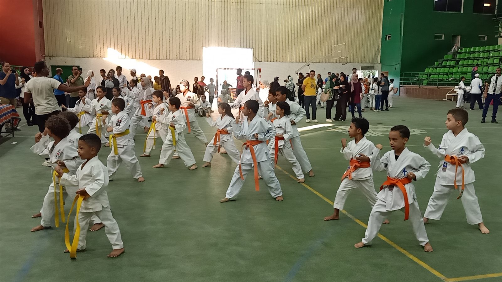 جانب من الاختبارات 