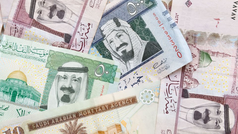 الريال السعودي 3