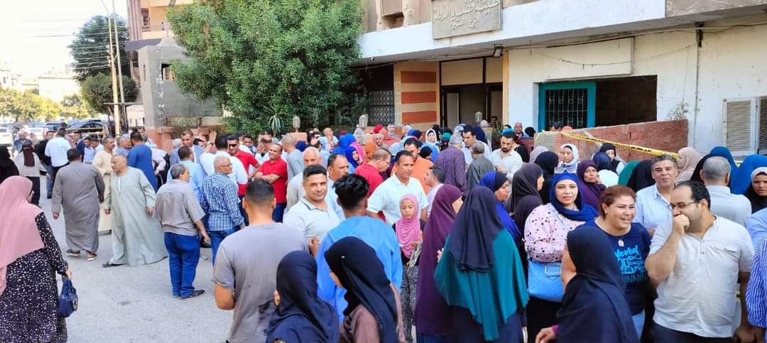 تحرير توكيلات للسيسي