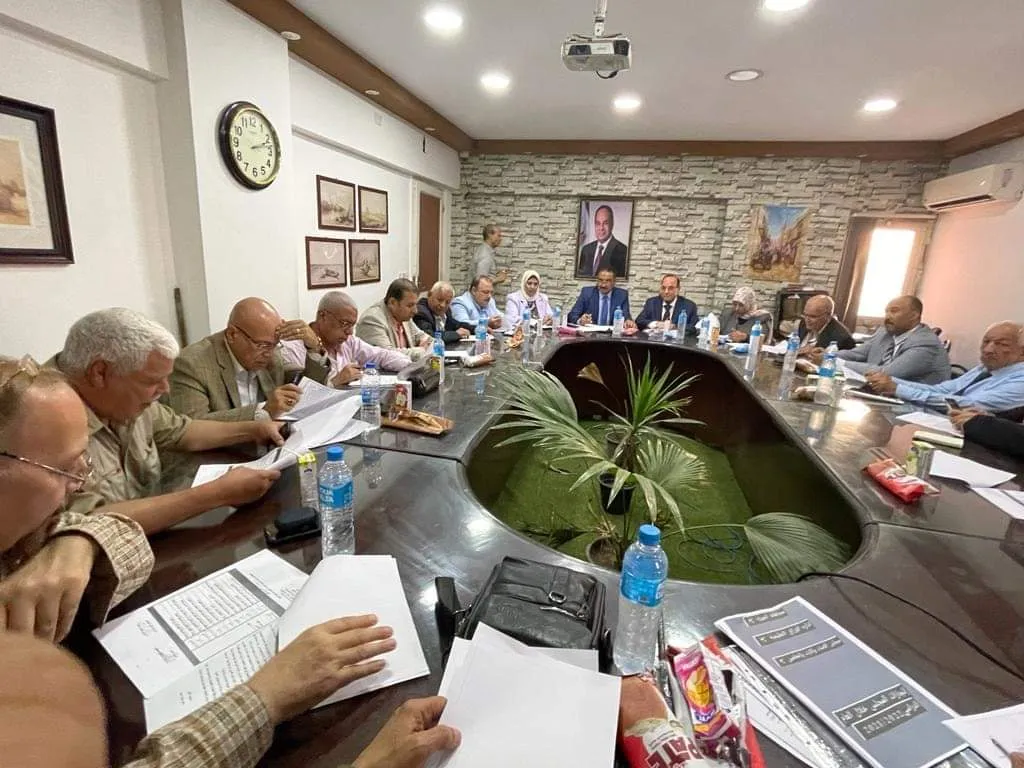 مجلس الأمناء والآباء بالجيزة