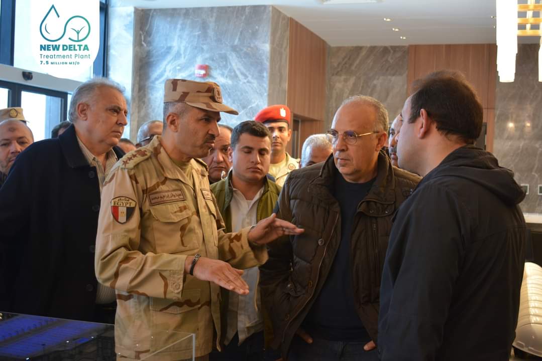 وزير الري يتفقد محطة الحمام لمعالجة مياه الصرف الزراعي