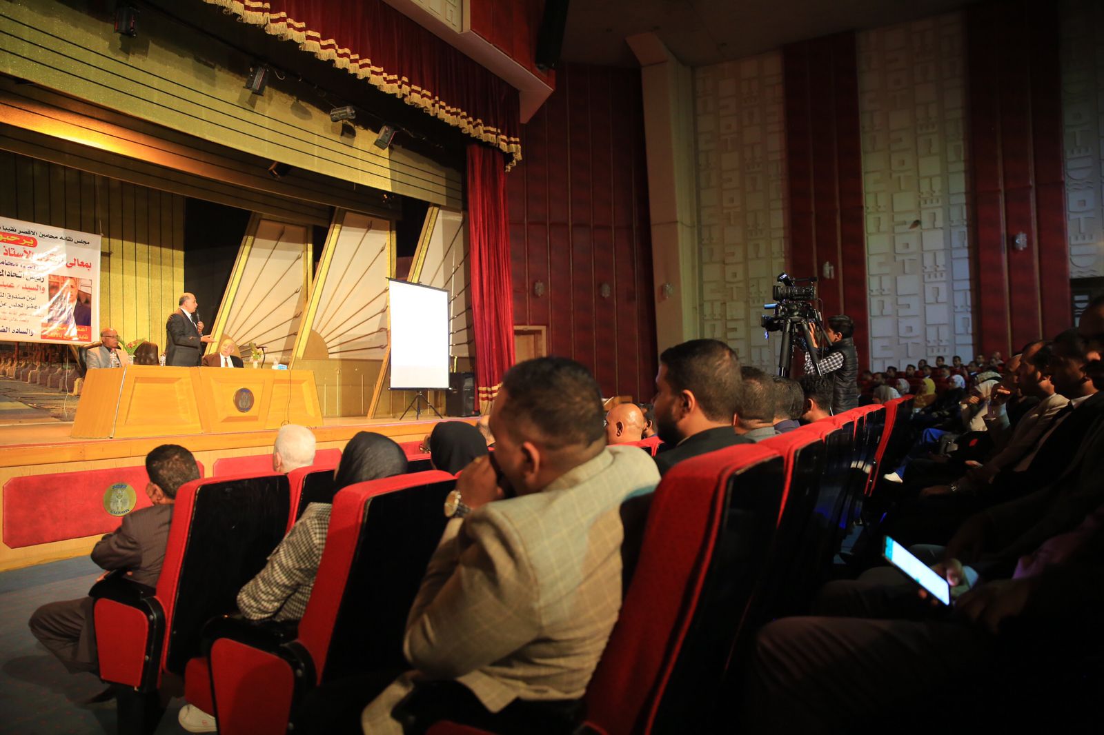 جانب من اللقاء