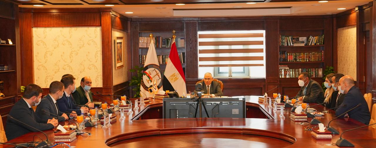 النائب العام يستقبل وفدًا من النيابة العامة الروسية