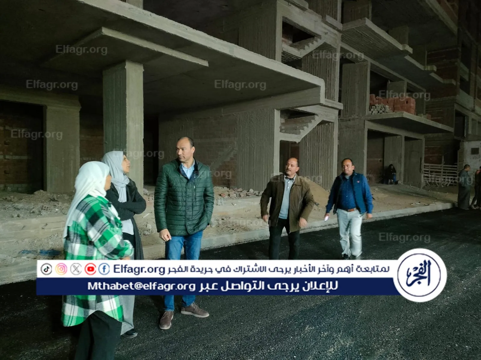 رئيس مركز ومدينة الفيوم يتابع أعمال الرصف بالخطة الاستثمارية