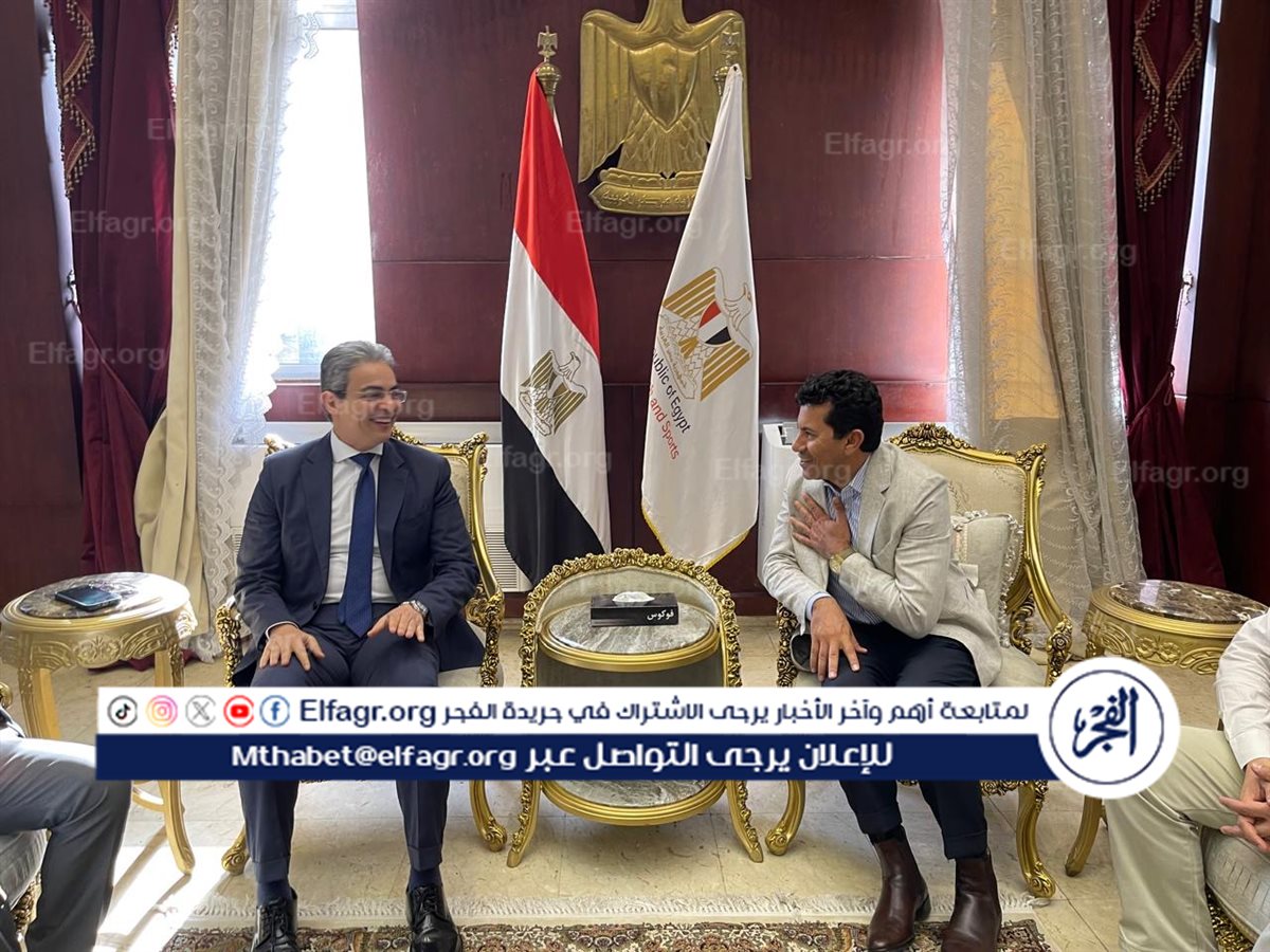 e90335f9-28ec-49f5-a262-30d1cb142cc5