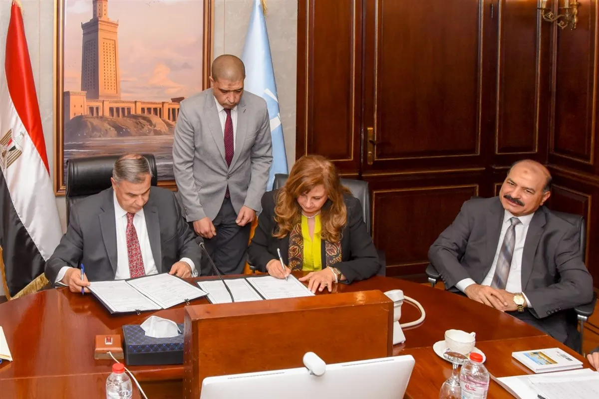 64afe0a4-a6f7-43b4-bf4a-ec41388abc08