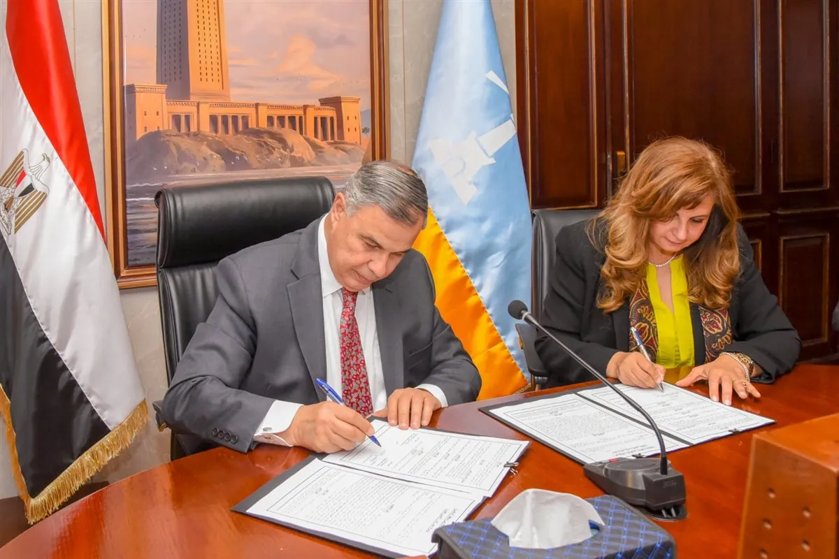 محافظ الإسكندرية&nbsp;