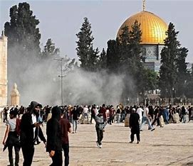 عاجل - الاحتلال يمنع مسيحيي الضفة من دخول القدس في 