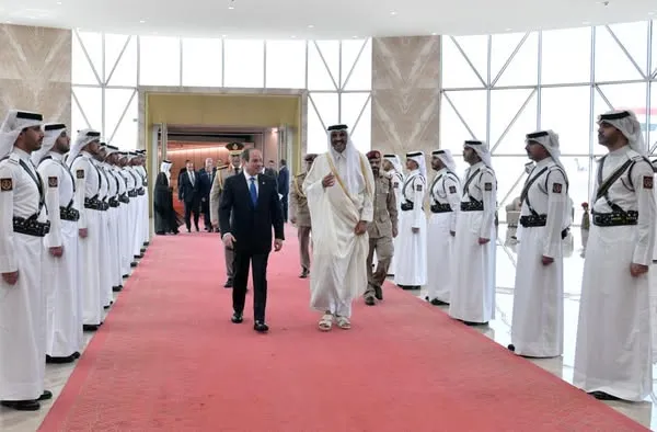 مراسم استقبال رسمية للرئيس السيسى اليوم فى قطر.. ومباحثات مهمة مع الأمير تميم