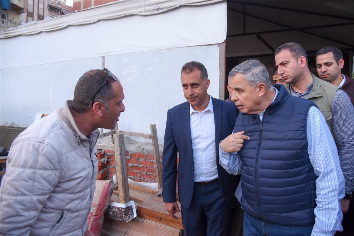 جانب من جوالات محافظ الإسكندرية