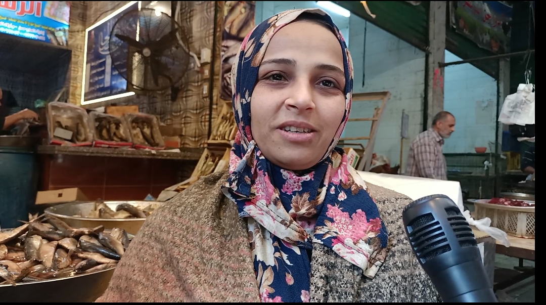 شيماء.. زبونة في أحدى الأسواق