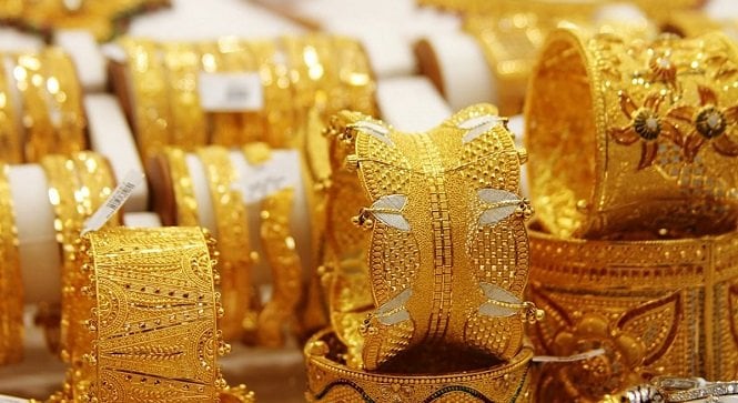 انخفاض سعر الذهب اليوم مقابل الجنيه والدولار