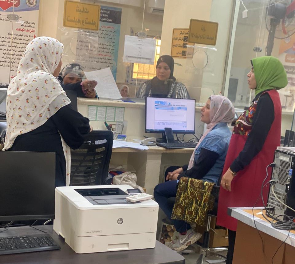 موظفي المركز التكنولوجي بإهناسيا 