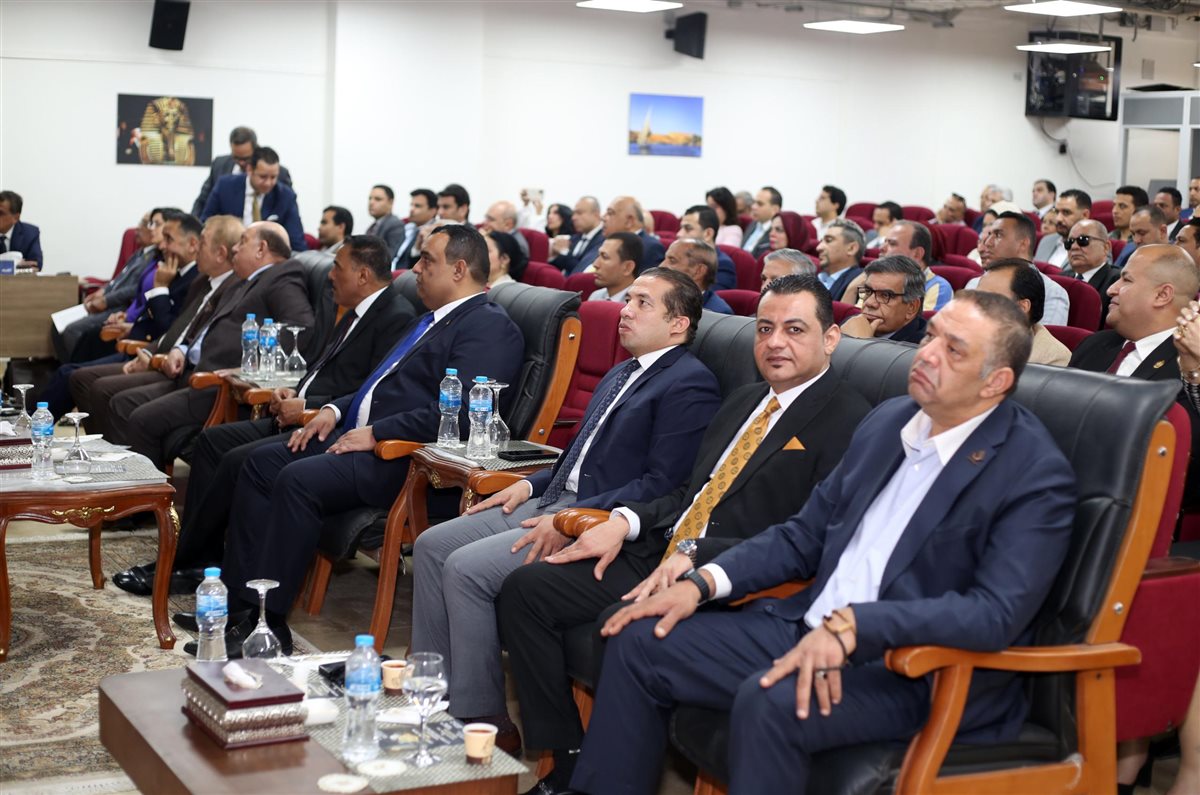 كما حضر  المستشار محمد عمر، وكيل هيئة قضايا الدولة  ولفيف من قيادات الأجهزة والقطاعات..