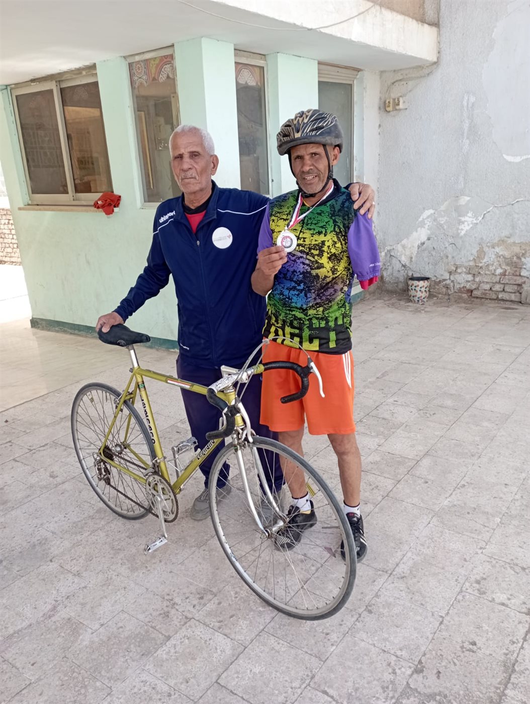 b0926070-cab1-4631-ba46-d44267bbcb23