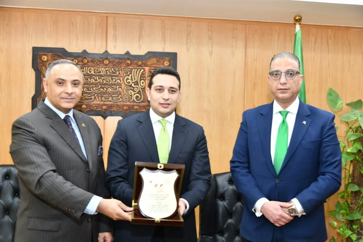 c9f866ee-9770-4704-9a94-942e4196ce75