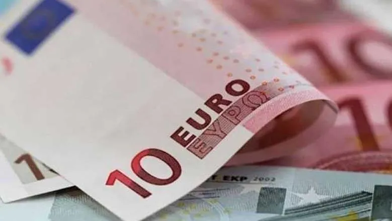 استقرار نسبي في سعر اليورو مقابل الجنيه المصري اليوم الأحد 18 مايو 2025