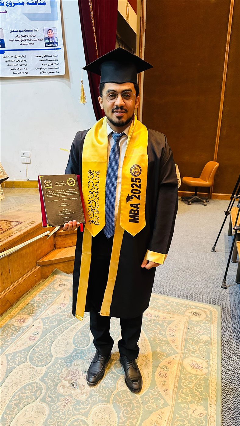 مدير التعاقدات في 