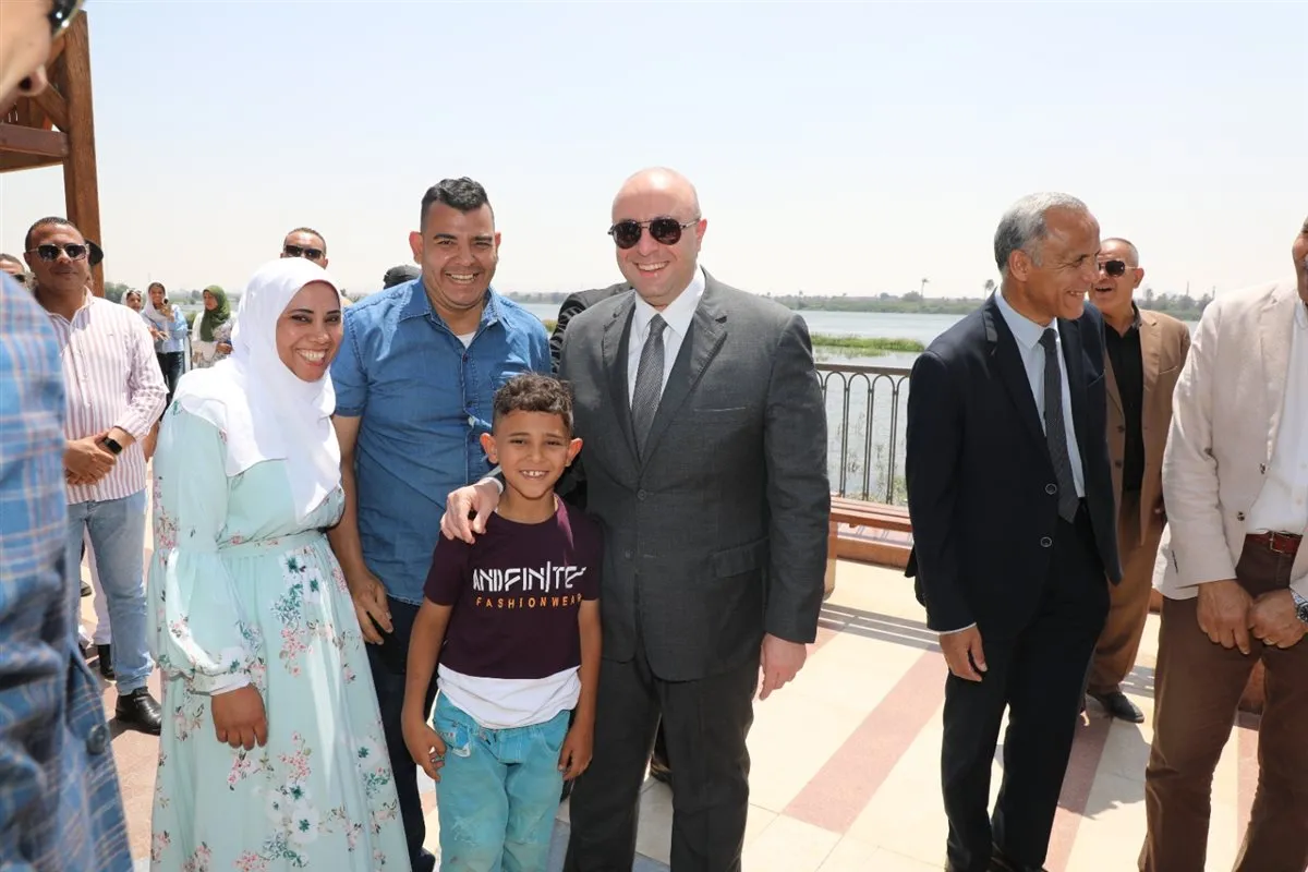 محافظ بني سويف في جولة تفقدية بالممشى السياحي
