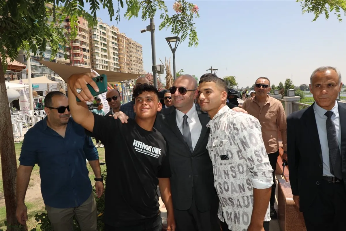 محافظ بني سويف في جولة تفقدية بالممشى السياحي