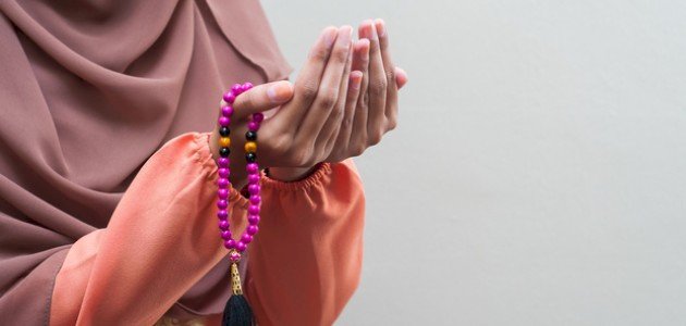 الدعاء للأب المتوفى... لغة الحب التي لا تموت