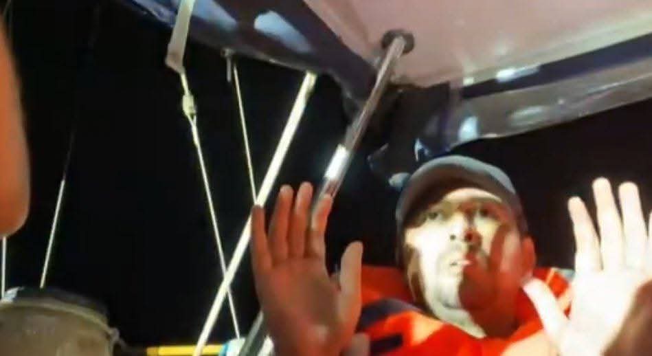 الإحتلال يخطف طاقم السفينة مادلين 