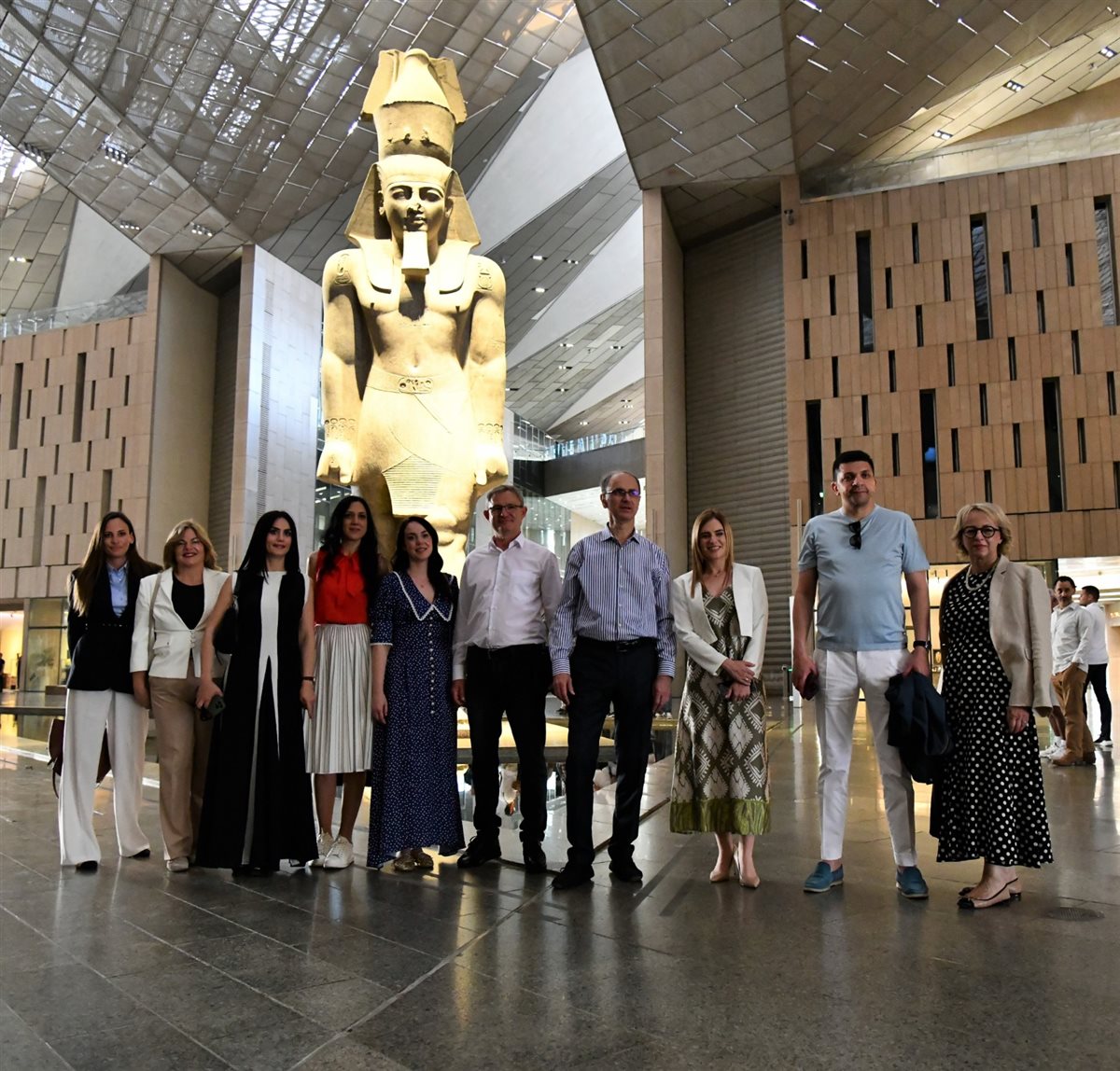 b80239ff-2932-4679-8579-c297da45b382