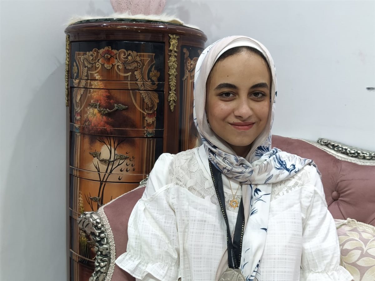 يمنى بنت الفيوم وتحصد المركز الثاني جمهوريًا في التايكوندو