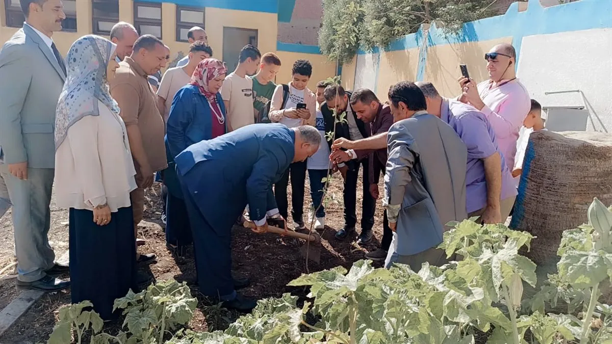 428ef680-6dda-44ca-8789-f504b0e85915