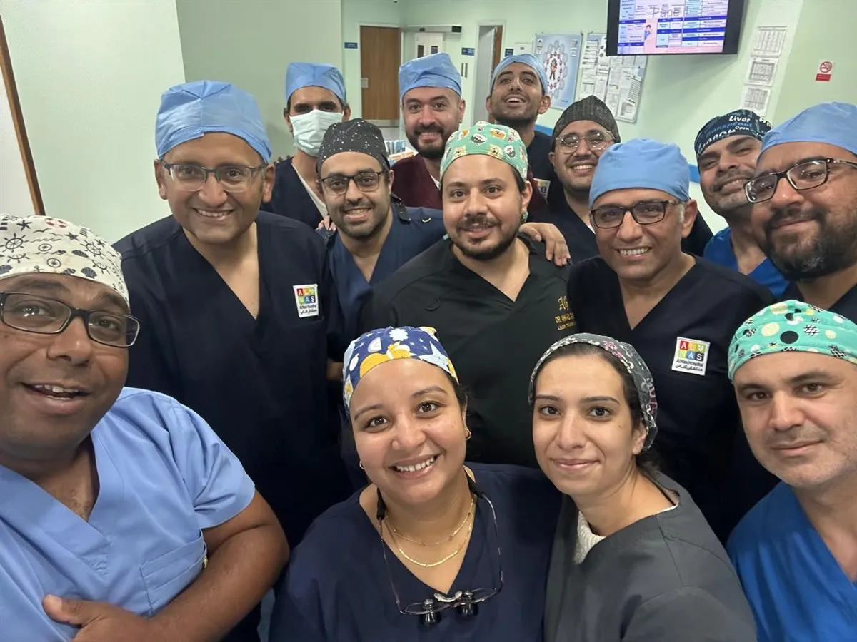 الفريق الطبي بمستشفى الناس